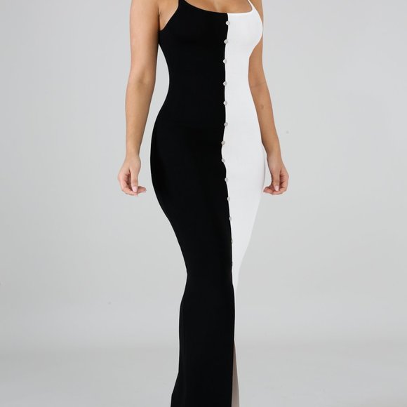 Two-tone Simplicity Dress - Picture 3 of 5